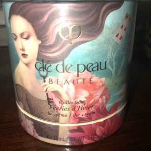 Clè de peau - la crème - brand new!